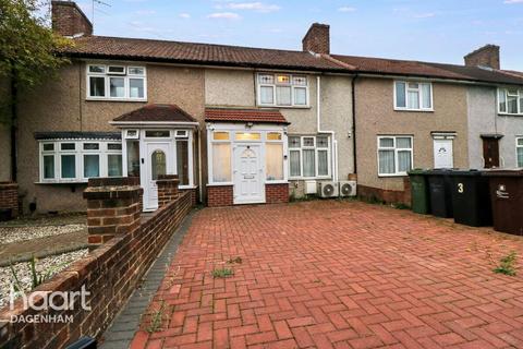 undefined, White Gardens, Dagenham