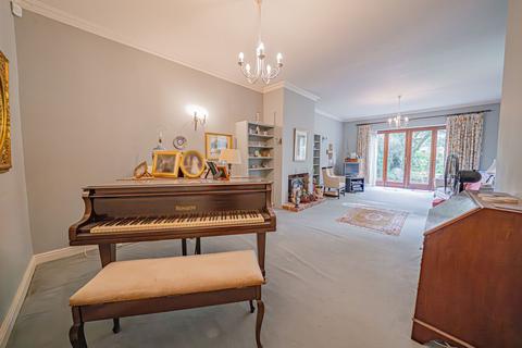 undefined, Parkfields, Arden Drive, Dorridge, B93