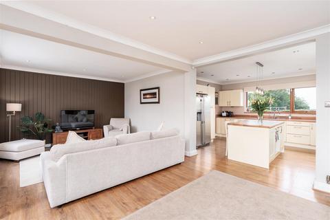 undefined, Hillcrest, Dordale Road, Bournheath