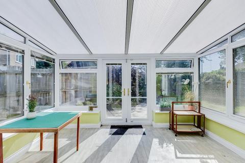 3 bedroom detached bungalow for sale, 17 Charteris Close, Penarth, CF64 5RT