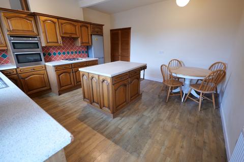 undefined, Emmott Lane, Laneshawbridge, BB8