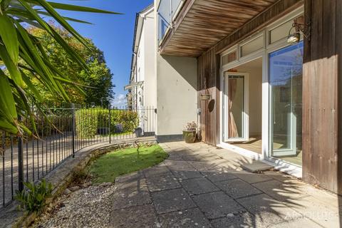 2 bedroom flat for sale, St. Marys Hill, Brixham, TQ5