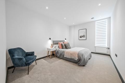 2 bedroom apartment to rent, Abbots Way, Chertsey KT16