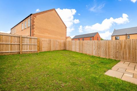 3 bedroom semi-detached house for sale, Cleveland Avenue, North Hykeham, LN6