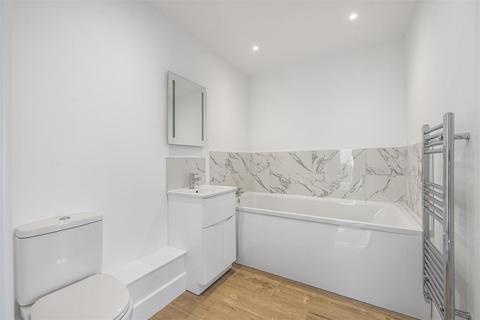 3 bedroom semi-detached house for sale, Pavilion Road, Worthing BN14