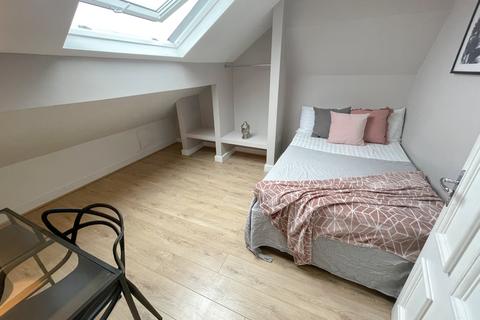 1 bedroom terraced house to rent, Halsbury Road, L6 6DQ,