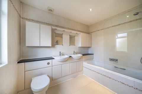 103 Whitchurch Gardens, Edgware, HA8 6PG