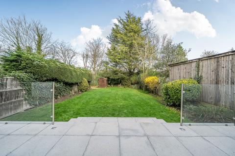 103 Whitchurch Gardens, Edgware, HA8 6PG
