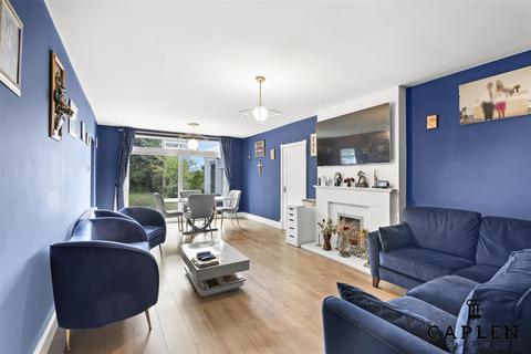 5 bedroom detached house for sale, Stradbroke Grove, Buckhurst Hill