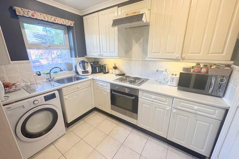 1 bedroom flat for sale, St. Johns, Hinckley, Leicestershire, LE10 1NX