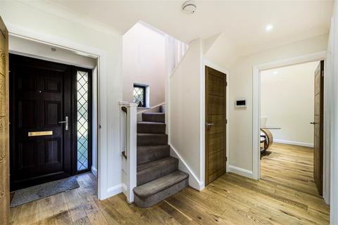 4 bedroom detached house for sale, Ockham Road South, East Horsley