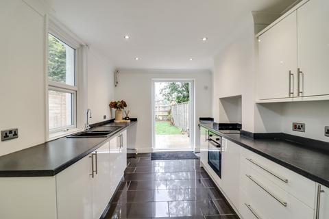 2 bedroom terraced house for sale, Porchester Road, Woolston