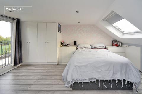 56 Windsor Avenue, Cheam, Sutton, SM3 9RX