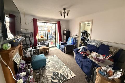 undefined, Wedgewood Close, Burton-On-Trent DE15