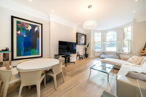 3 bedroom flat to rent, Barkston Gardens, London SW5