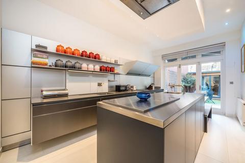 3 bedroom flat to rent, Barkston Gardens, London SW5