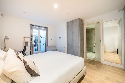 3 bedroom flat to rent, Barkston Gardens, London SW5