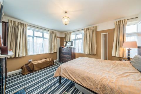 169 Spring Grove Road, Isleworth, TW7 4BA