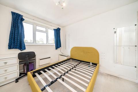 undefined, Spencer Road, Isleworth TW7