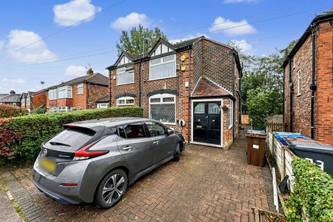 3 bedroom semi-detached house for sale, Edgeware Avenue, Prestwich, M25