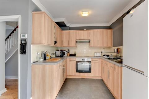 undefined, Lancing BN15