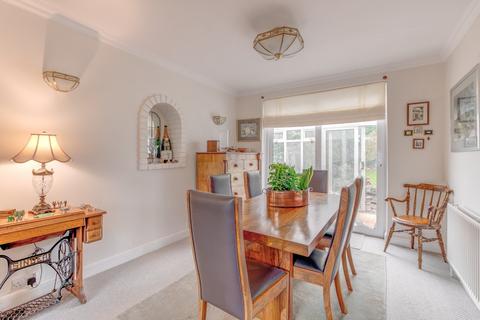 4 bedroom detached house for sale, Clent Avenue, Headless Cross, Redditch, B97