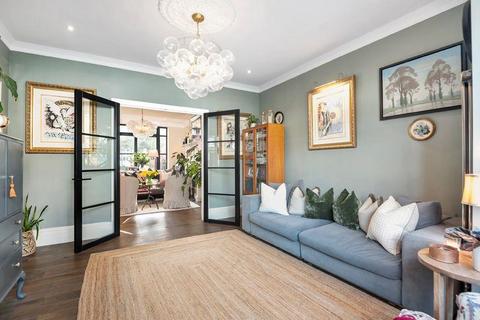 undefined, Heathfield Road, London, W3