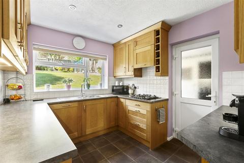 undefined, Calverley Crescent, High Wycombe HP13