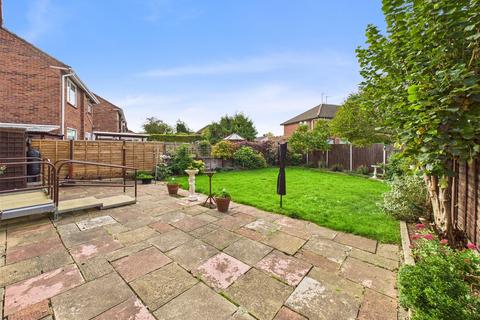 undefined, Lilliesfield Avenue, Barnwood, Gloucester, Gloucestershire, GL3