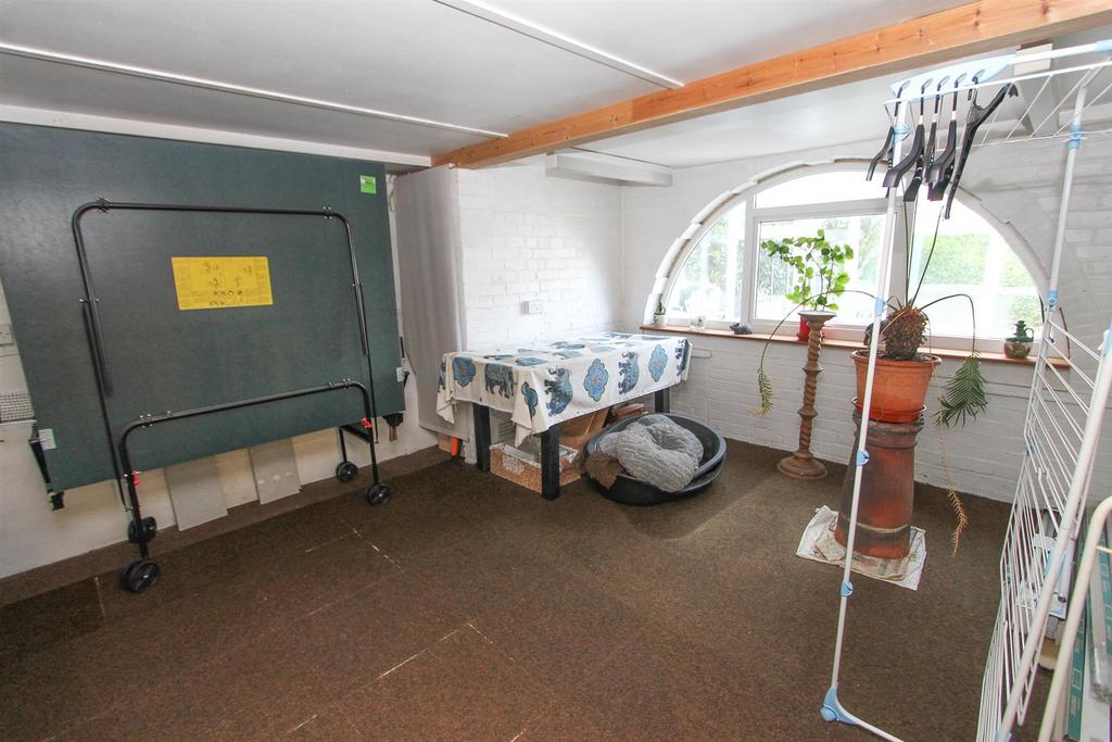 IMG 8745 - Copy.jpg