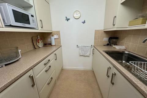 1 bedroom flat for sale, Falkland Road, Torquay, TQ2 5LU