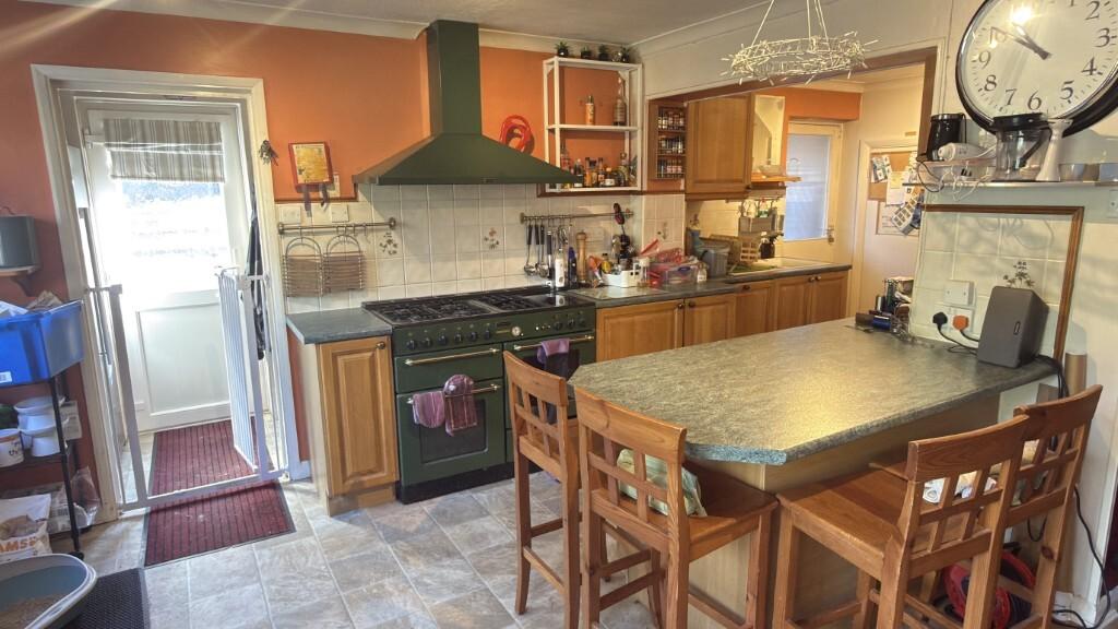 Kitchen/Family 1