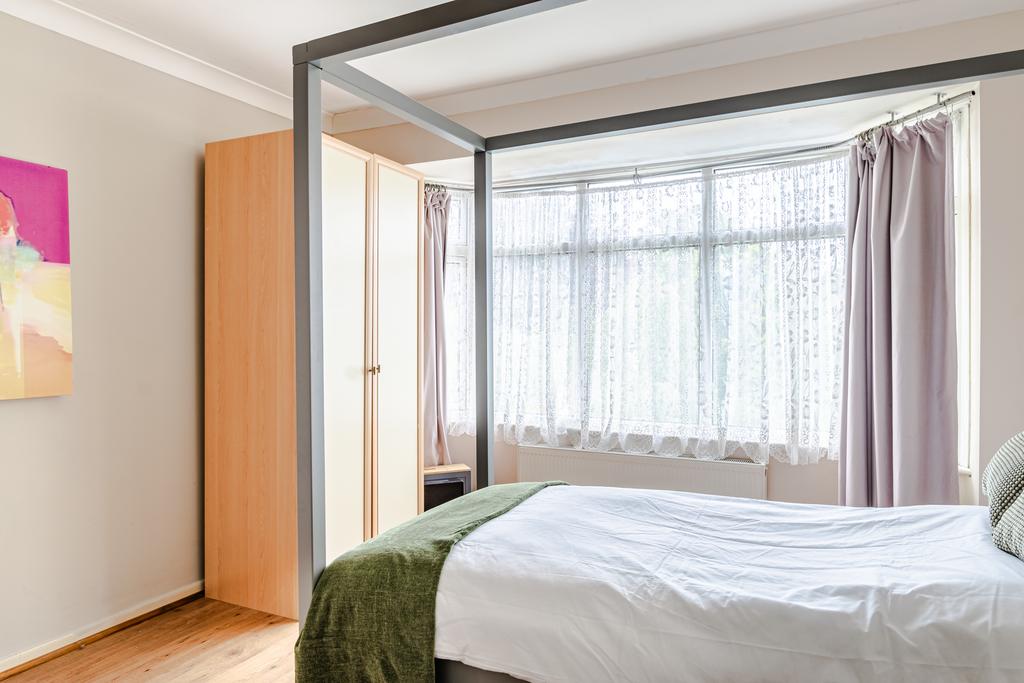 Bedroom2b