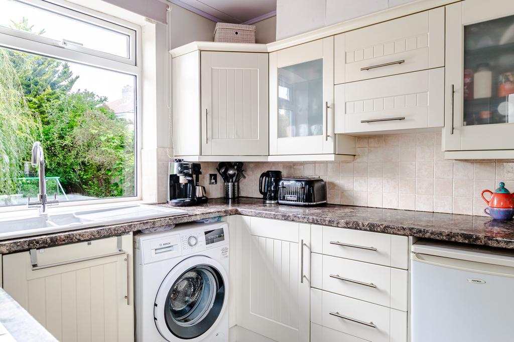 Kitchen2