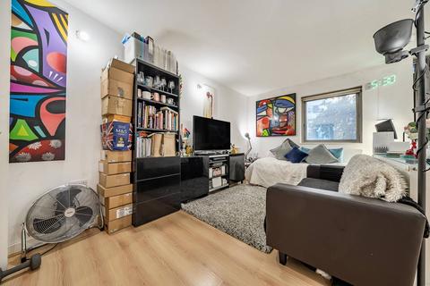 West Parkside, Greenwich, London, SE10
