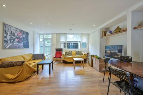 undefined, Dowdeswell Close, Richmond, London, SW15