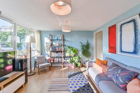 3 bedroom maisonette for sale, Horle Walk, Camberwell, London, SE5