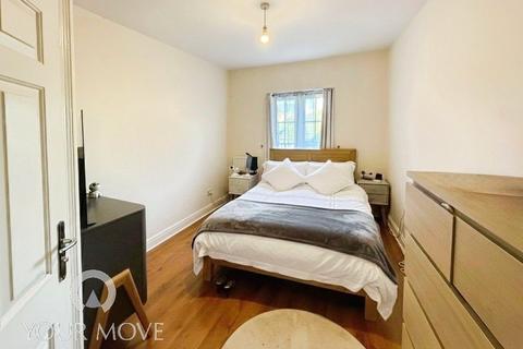 2 bedroom flat for sale, Palladian Circus, Kent DA9