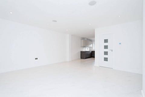 undefined, Kings Langley, Hemel Hempstead, Kings Langley, WD4