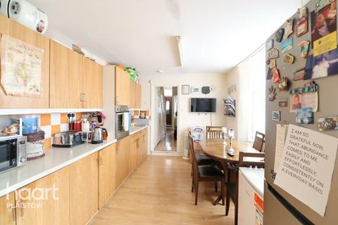 41 Credon Road, London, E13 9BS