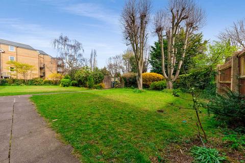 undefined, West Park, Ealing Broadway