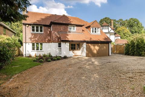 Blackdown Avenue, Pyrford, GU22