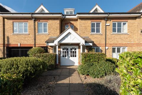 2 bedroom flat for sale, Westpole Avenue, Barnet EN4