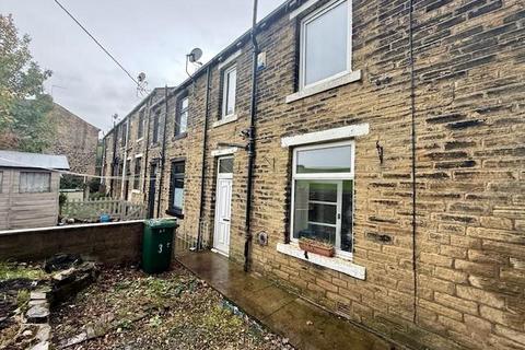 2 bedroom terraced house for sale, Park Road, Thackley, Bradford