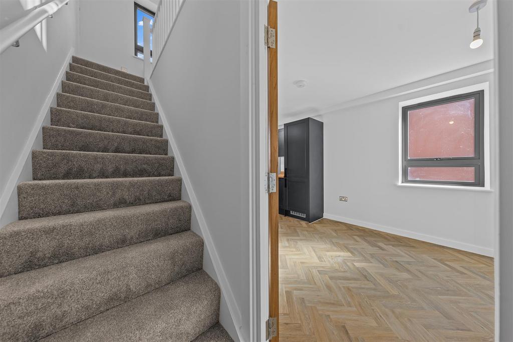 Derngate Place-Plot43-10.jpg