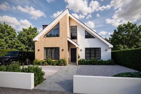 4 bedroom detached house for sale, Wellington Avenue, Christchurch, Dorset, BH23