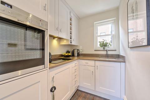 undefined, Worple Road, Raynes Park, London, SW20
