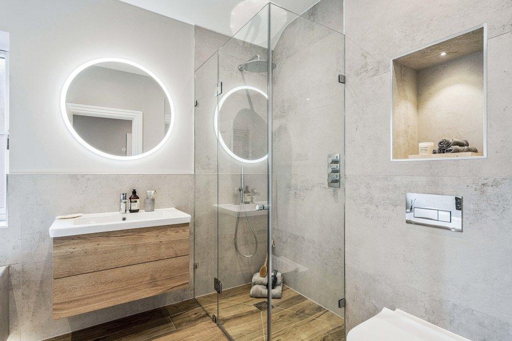 Ensuite