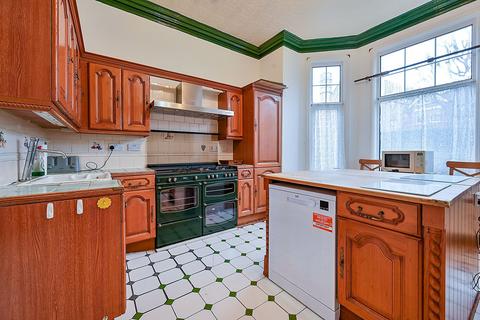 undefined, Marchwood Crescent, Ealing, London, W5