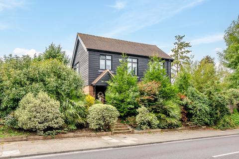 2 bedroom detached house for sale, Alma Barn Mews, Bromley BR6